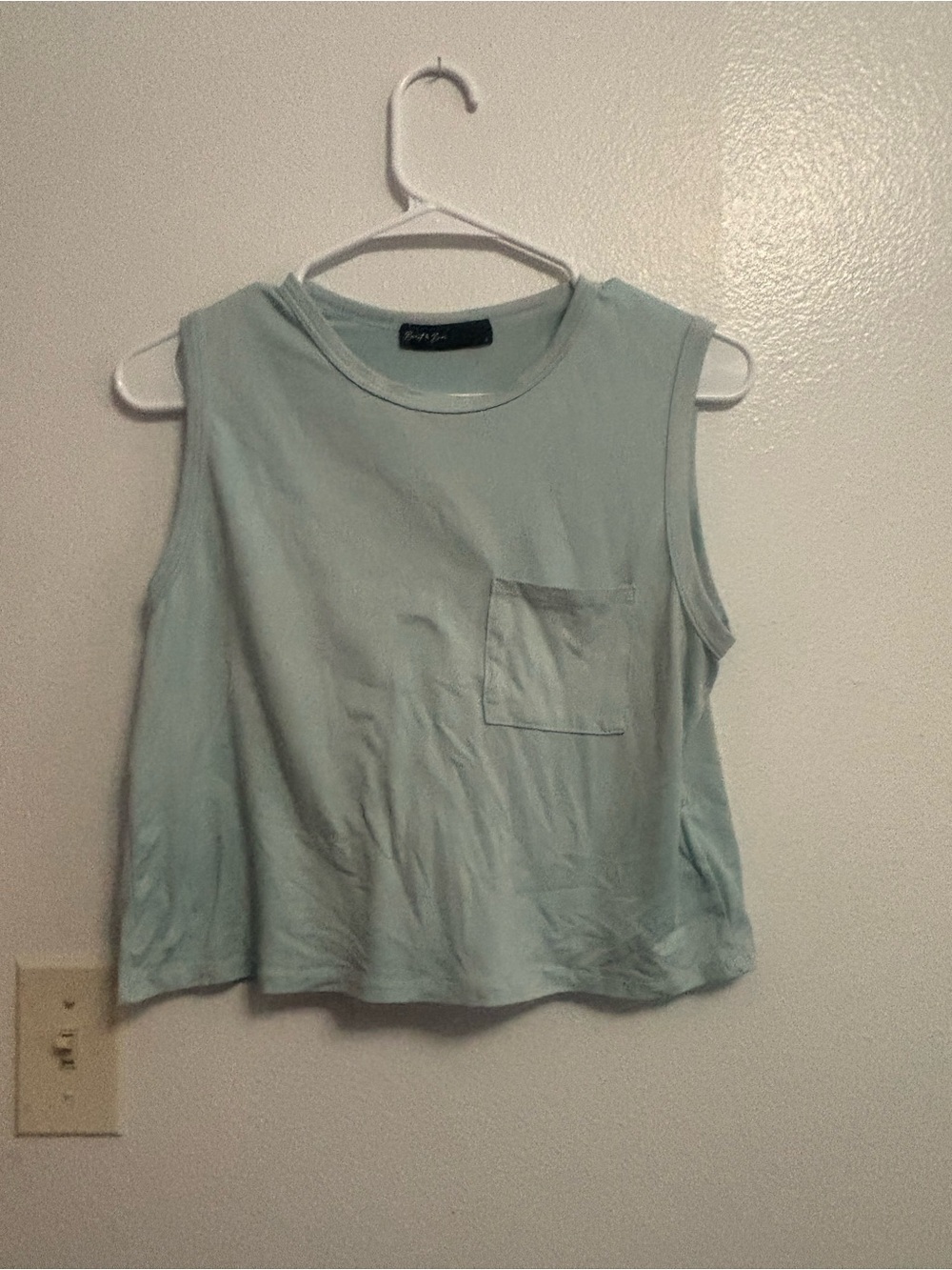 Brit & Bri Pastel Blue Pocket Tank Top — Women’s size large